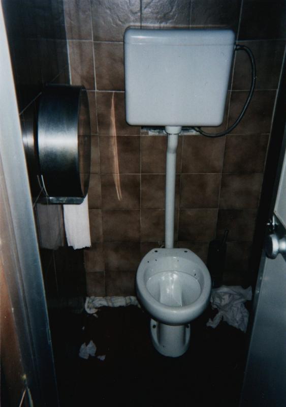 unbekannte-toilette_05_2