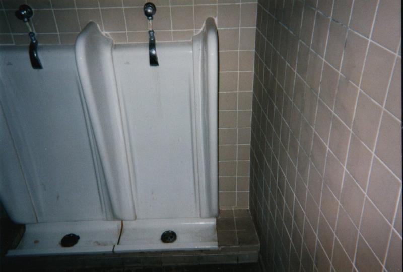 unbekannte-toilette_06