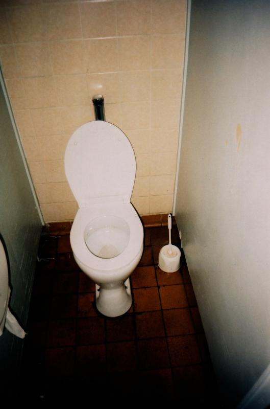 unbekannte-toilette_07_2
